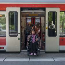 barrierefreie Schweiz, barrierefrei, hindernisfrei, rollstuhl, Zug